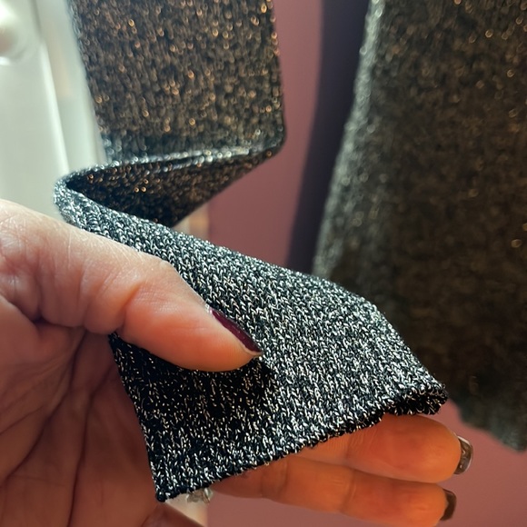 New with tags, top blouse from Candies - Picture 4 of 4